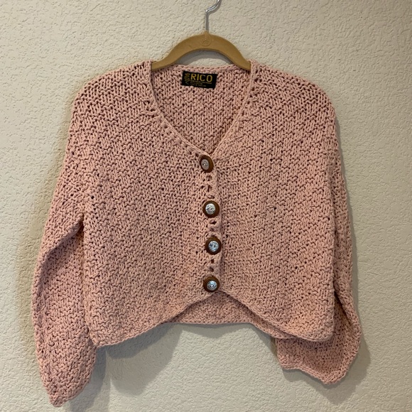 Vintage Sweaters - Rico knit detailed button crop sweater